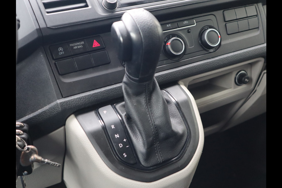 Volkswagen Transporter 2.0 TDI 150pk Euro 6 Automaat L2 Lang - Bw Inrichting - Trekhaak - Camera - Cruise