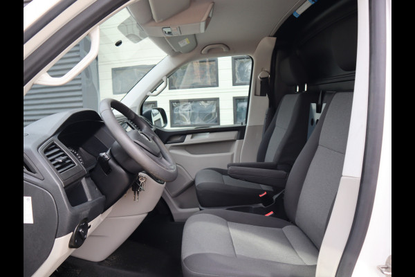 Volkswagen Transporter 2.0 TDI 150pk Euro 6 Automaat L2 Lang - Bw Inrichting - Trekhaak - Camera - Cruise