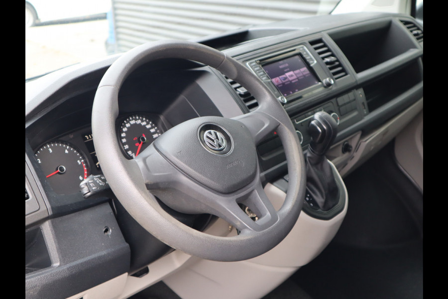 Volkswagen Transporter 2.0 TDI 150pk Euro 6 Automaat L2 Lang - Bw Inrichting - Trekhaak - Camera - Cruise