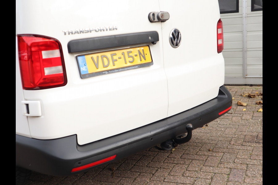 Volkswagen Transporter 2.0 TDI 150pk Euro 6 Automaat L2 Lang - Bw Inrichting - Trekhaak - Camera - Cruise