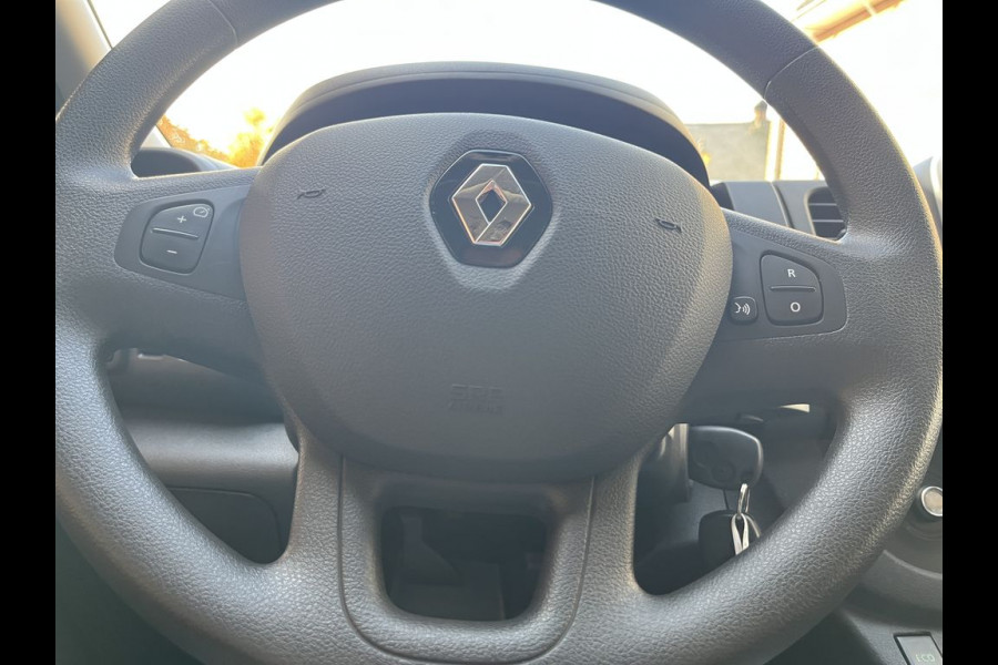 Renault Trafic 2.0 dCi 120pk E6 R-link Lease €238 p/m Airco, Navi, PDC, Trekhaak, Cruise controle, onderhoudshistorie aanwezig