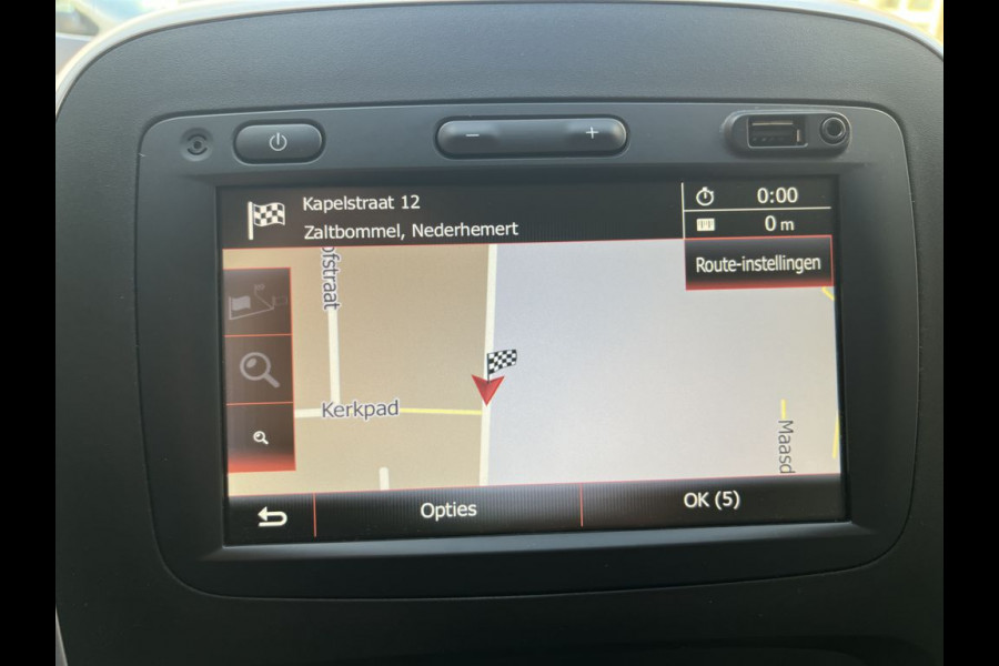 Renault Trafic 2.0 dCi 120pk E6 R-link Lease €238 p/m Airco, Navi, PDC, Trekhaak, Cruise controle, onderhoudshistorie aanwezig