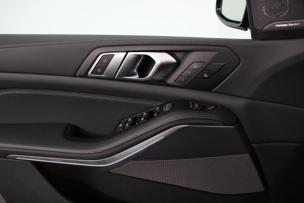 BMW X5 xDrive45e High Executive M-Sport Panorama Dak Head-Up Display Harmon Kardon 21 Inch Lichtmetalen Velgen 360* Camera