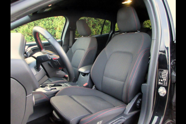 Ford FOCUS Wagon 1.5 EcoBoost ST Line X Business Automaat
