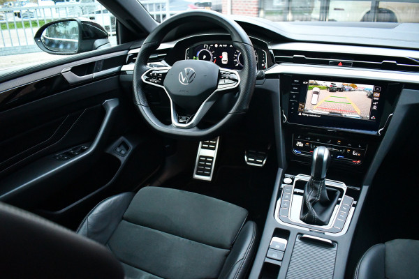 Volkswagen Arteon Shooting Brake 1.4 TSI eHybrid R-Line Pano Trekh ACC Massage DDC Standk 19inch