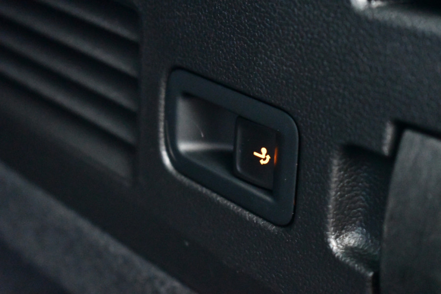 Volkswagen Arteon Shooting Brake 1.4 TSI eHybrid R-Line Pano Trekh ACC Massage DDC Standk 19inch