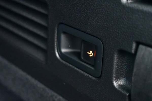 Volkswagen Arteon Shooting Brake 1.4 TSI eHybrid R-Line Pano Trekh ACC Massage DDC Standk 19inch