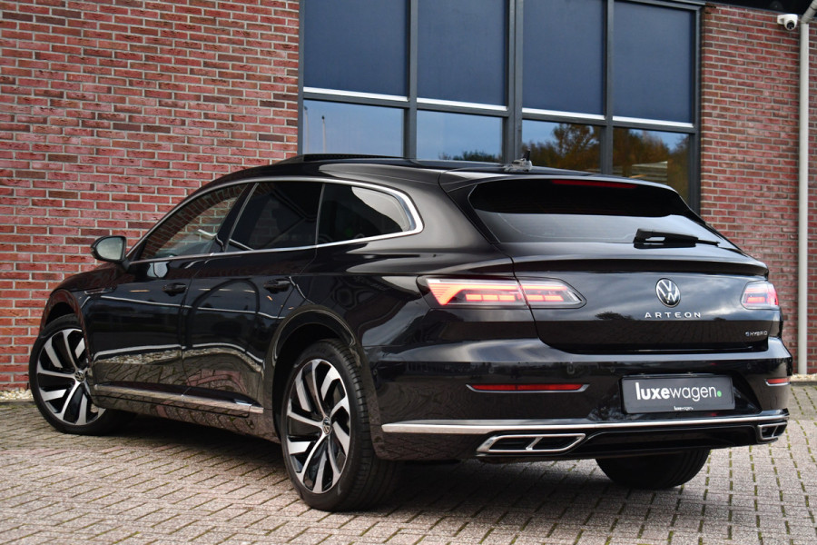 Volkswagen Arteon Shooting Brake 1.4 TSI eHybrid R-Line Pano Trekh ACC Massage DDC Standk 19inch