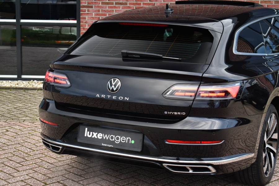 Volkswagen Arteon Shooting Brake 1.4 TSI eHybrid R-Line Pano Trekh ACC Massage DDC Standk 19inch
