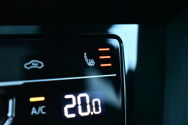 Volkswagen Arteon Shooting Brake 1.4 TSI eHybrid R-Line Pano Trekh ACC Massage DDC Standk 19inch