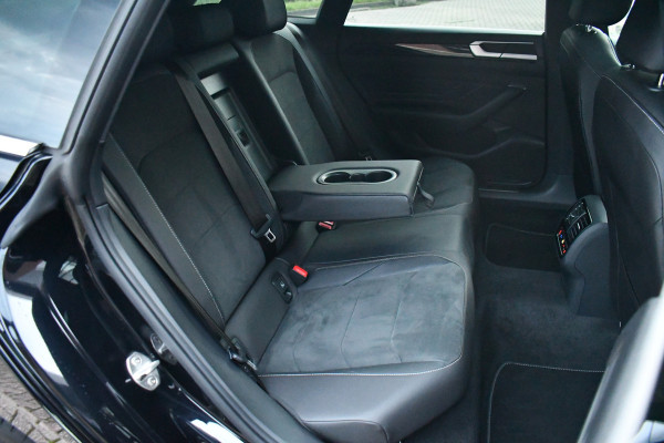 Volkswagen Arteon Shooting Brake 1.4 TSI eHybrid R-Line Pano Trekh ACC Massage DDC Standk 19inch