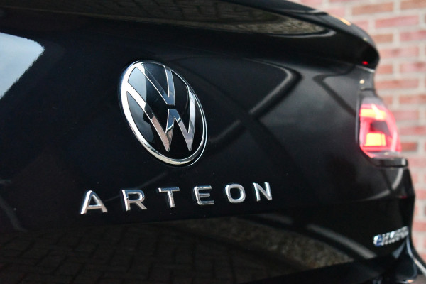 Volkswagen Arteon Shooting Brake 1.4 TSI eHybrid R-Line Pano Trekh ACC Massage DDC Standk 19inch