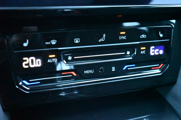 Volkswagen Arteon Shooting Brake 1.4 TSI eHybrid R-Line Pano Trekh ACC Massage DDC Standk 19inch