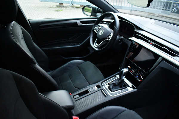 Volkswagen Arteon Shooting Brake 1.4 TSI eHybrid R-Line Pano Trekh ACC Massage DDC Standk 19inch