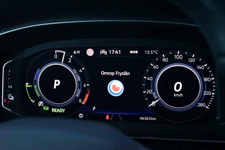 Volkswagen Arteon Shooting Brake 1.4 TSI eHybrid R-Line Pano Trekh ACC Massage DDC Standk 19inch