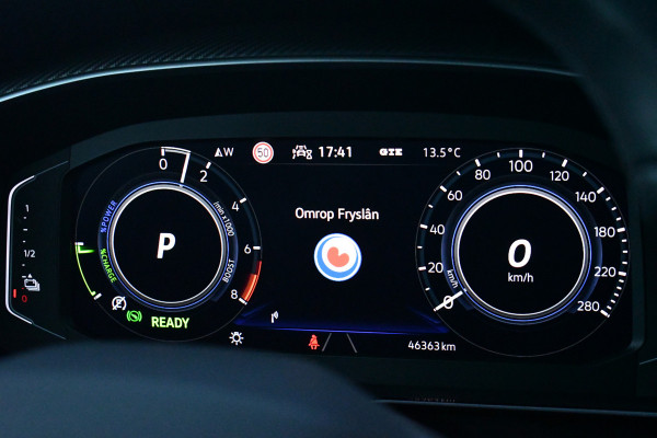 Volkswagen Arteon Shooting Brake 1.4 TSI eHybrid R-Line Pano Trekh ACC Massage DDC Standk 19inch