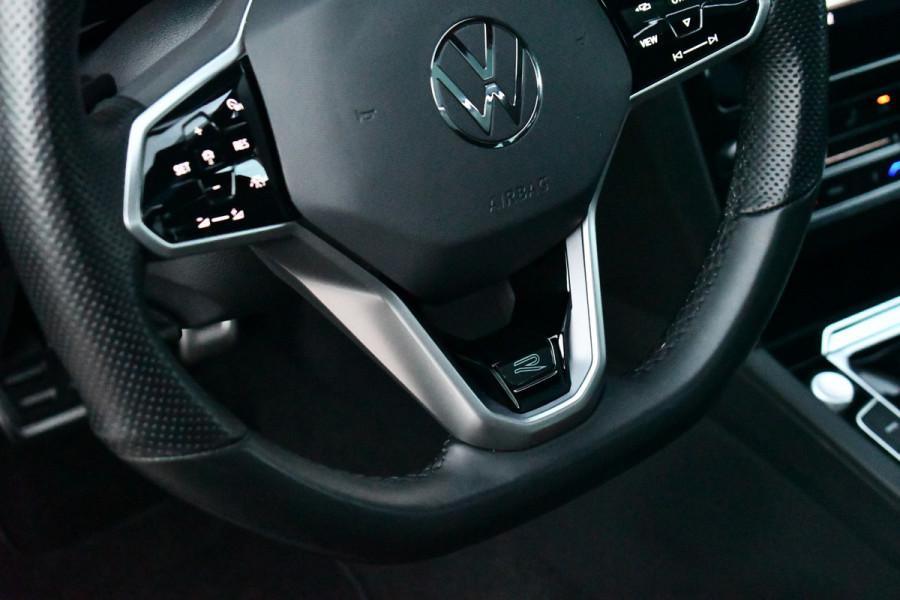 Volkswagen Arteon Shooting Brake 1.4 TSI eHybrid R-Line Pano Trekh ACC Massage DDC Standk 19inch