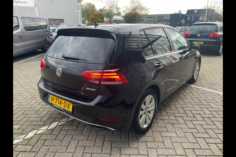 Volkswagen Golf 1.5 TSI Comfortline / CarPlay