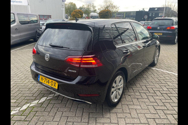 Volkswagen Golf 1.5 TSI Comfortline / CarPlay