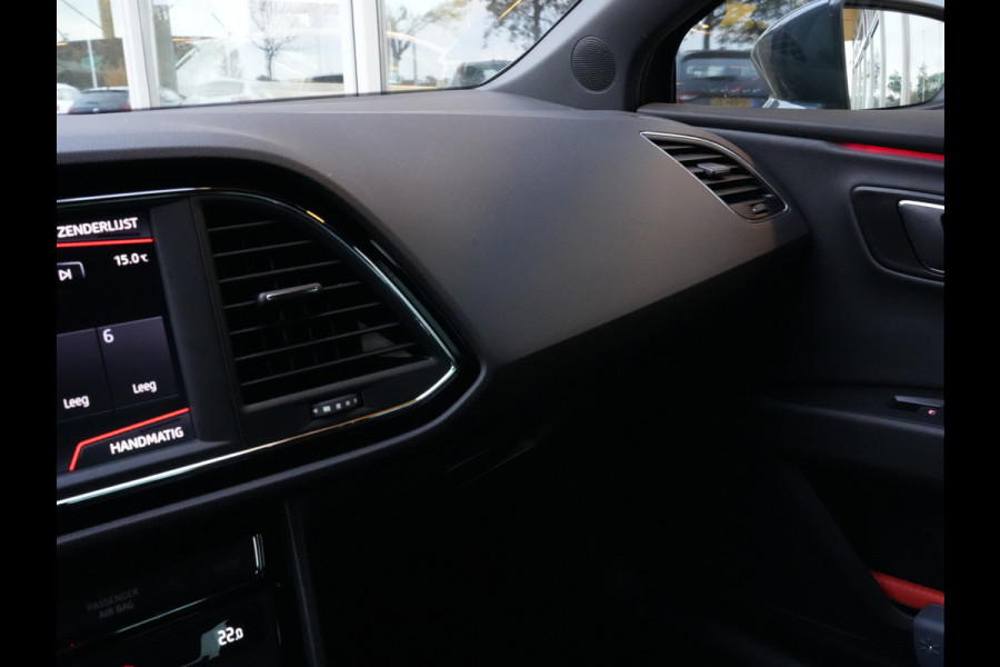Seat Leon 1.5 TSI FR Business Intense | Navigatie | DAB | Trekhaak | Climate Control
