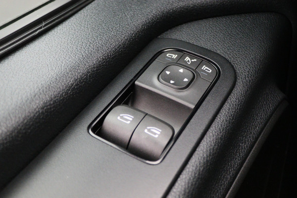 Mercedes-Benz Sprinter 315 CDI L2H2 Automaat 3-Zits, Airco, Cruise, Camera, Apple Carplay, DAB, PDC, 18''