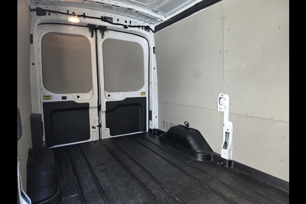 Ford E-Transit 350 L2H2 Trend 68 kWh Navi , Achteruitrijcamera