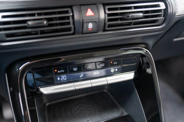 Citroën C3 1.2 Turbo 100pk Max |Prijs rijklaar incl.12 garantie| Carplay LMV NAVI DAB Camera parkeersensoren achter Bluetooth