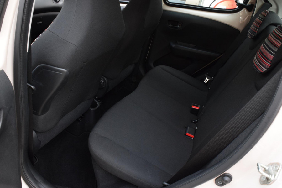 Citroën C1 1.0 VTi Shine|Carplay|Camera|Als nw|Dealero.h.