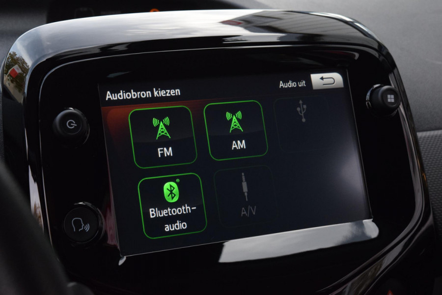 Citroën C1 1.0 VTi Shine|Carplay|Camera|Als nw|Dealero.h.