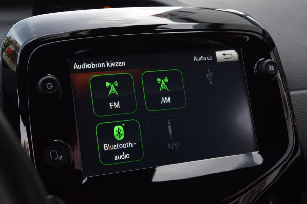 Citroën C1 1.0 VTi Shine|Carplay|Camera|Als nw|Dealero.h.