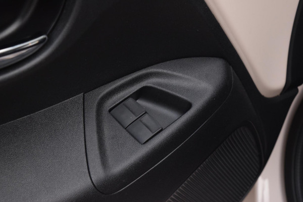 Citroën C1 1.0 VTi Shine|Carplay|Camera|Als nw|Dealero.h.