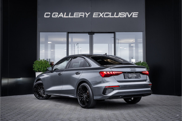 Audi A3 Limousine 35 TFSI edition one - S Line | Panorama | Keyless | Camera