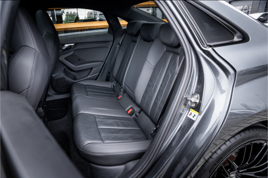 Audi A3 Limousine 35 TFSI edition one - S Line | Panorama | Keyless | Camera