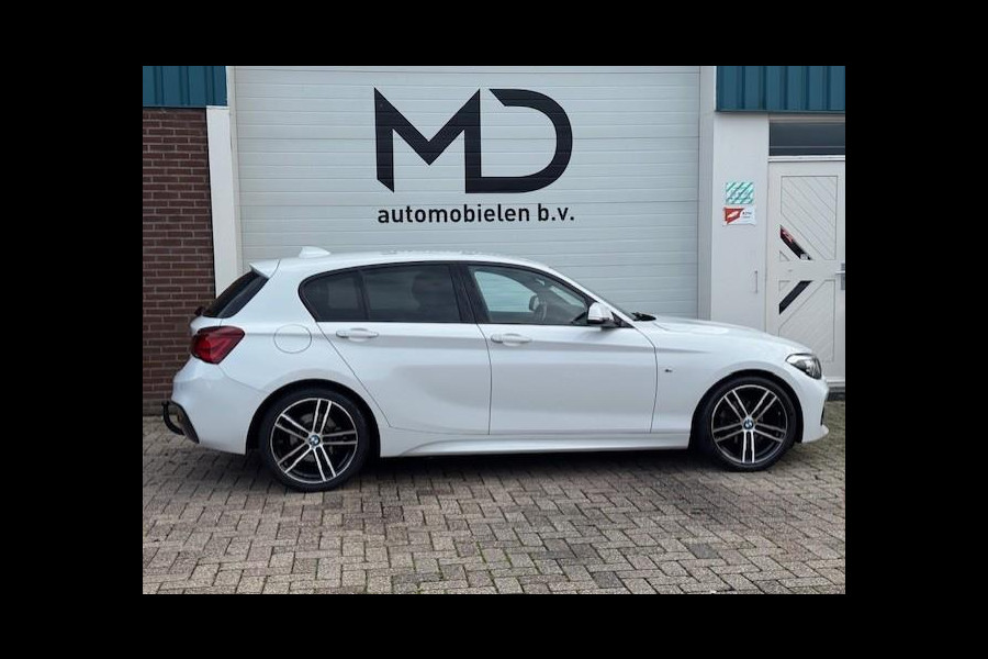 BMW 1-serie 118i High Executive M-Sport - Dealer onderhouden