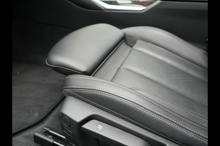 BMW 3 Serie Touring 320e Luxury Line Plug In Hybrid 204pk Dealer O.H PHEV | Panodak | Lederen Sportstoelen Verwarmd | Apple Carplay | Sfeerverlichting | Navi Full Map | DAB |