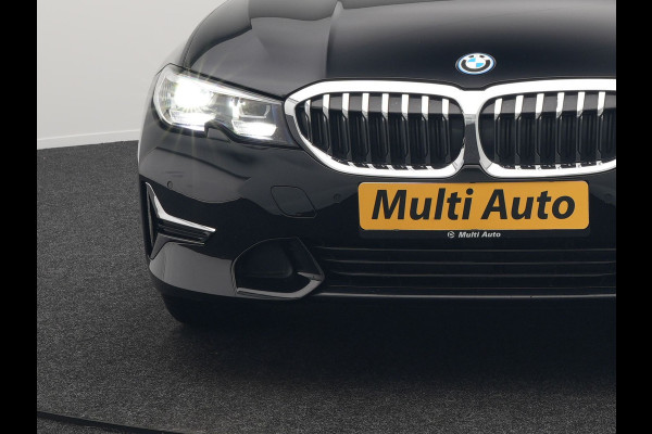 BMW 3 Serie Touring 320e Luxury Line Plug In Hybrid 204pk Dealer O.H PHEV | Panodak | Lederen Sportstoelen Verwarmd | Apple Carplay | Sfeerverlichting | Navi Full Map | DAB |