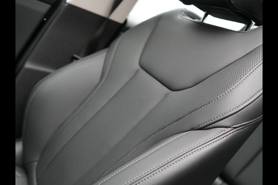 BMW 3 Serie Touring 320e Luxury Line Plug In Hybrid 204pk Dealer O.H PHEV | Panodak | Lederen Sportstoelen Verwarmd | Apple Carplay | Sfeerverlichting | Navi Full Map | DAB |