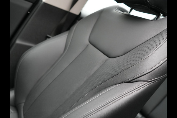 BMW 3 Serie Touring 320e Luxury Line Plug In Hybrid 204pk Dealer O.H PHEV | Panodak | Lederen Sportstoelen Verwarmd | Apple Carplay | Sfeerverlichting | Navi Full Map | DAB |
