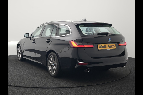 BMW 3 Serie Touring 320e Luxury Line Plug In Hybrid 204pk Dealer O.H PHEV | Panodak | Lederen Sportstoelen Verwarmd | Apple Carplay | Sfeerverlichting | Navi Full Map | DAB |