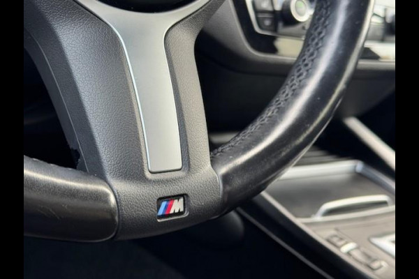 BMW 1-serie 118i High Executive M-Sport - Dealer onderhouden