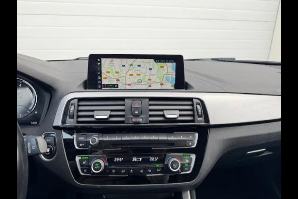 BMW 1-serie 118i High Executive M-Sport - Dealer onderhouden