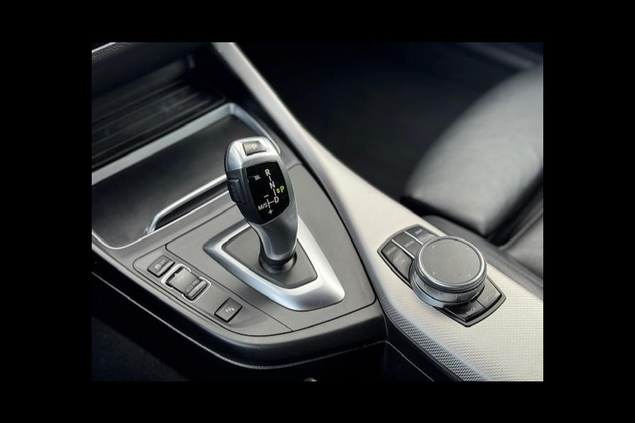 BMW 1-serie 118i High Executive M-Sport - Dealer onderhouden