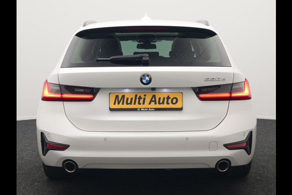 BMW 3 Serie Touring 330e Plug In Hybrid 293pk Dealer O.H PHEV | Trekhaak Af Fabriek | Panodak | Head Up | Adaptive Cruise | Laser LED | Lederen Sportstoelen Memory & Verwarmd | Keyless | Blis | Apple Carplay | Stuur Verwarmd | Navigatie | DAB |