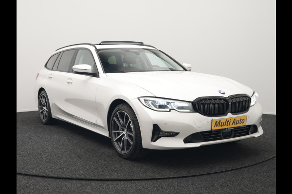 BMW 3 Serie Touring 330e Plug In Hybrid 293pk Dealer O.H PHEV | Trekhaak Af Fabriek | Panodak | Head Up | Adaptive Cruise | Laser LED | Lederen Sportstoelen Memory & Verwarmd | Keyless | Blis | Apple Carplay | Stuur Verwarmd | Navigatie | DAB |