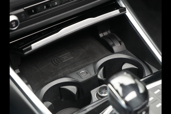 BMW 3 Serie Touring 330e Plug In Hybrid 293pk Dealer O.H PHEV | Trekhaak Af Fabriek | Panodak | Head Up | Adaptive Cruise | Laser LED | Lederen Sportstoelen Memory & Verwarmd | Keyless | Blis | Apple Carplay | Stuur Verwarmd | Navigatie | DAB |