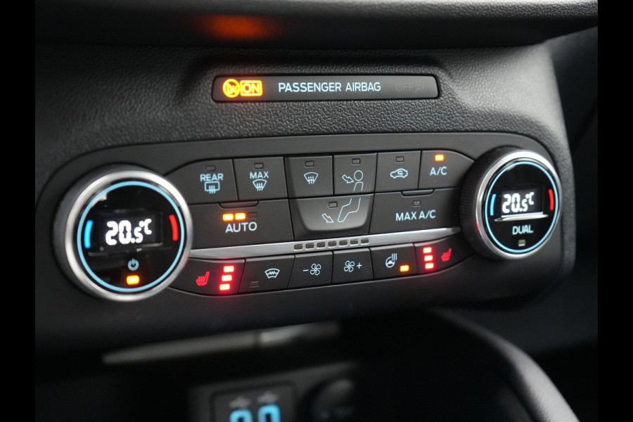 Ford Kuga 2.5 Titanium Plug In Hybrid 225pk Dealer O.H PHEV | Cruise Control | Stoel & Stuurwiel Verwarming | Lane Assist | Camera | Apple Carplay | Navigatie | Keyless | Virtual | DAB |