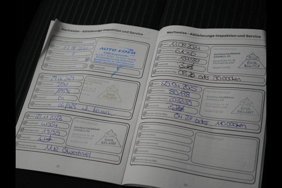 Ford Kuga 2.5 Titanium Plug In Hybrid 225pk Dealer O.H PHEV | Cruise Control | Stoel & Stuurwiel Verwarming | Lane Assist | Camera | Apple Carplay | Navigatie | Keyless | Virtual | DAB |