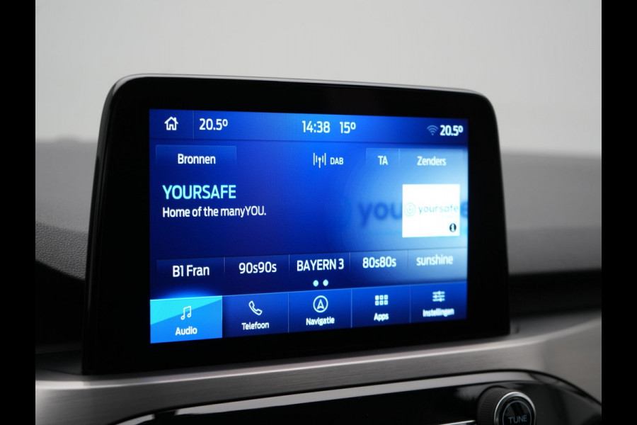 Ford Kuga 2.5 Titanium Plug In Hybrid 225pk Dealer O.H PHEV | Cruise Control | Stoel & Stuurwiel Verwarming | Lane Assist | Camera | Apple Carplay | Navigatie | Keyless | Virtual | DAB |