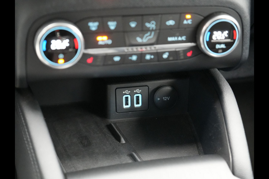 Ford Kuga 2.5 Titanium Plug In Hybrid 225pk Dealer O.H PHEV | Cruise Control | Stoel & Stuurwiel Verwarming | Lane Assist | Camera | Apple Carplay | Navigatie | Keyless | Virtual | DAB |