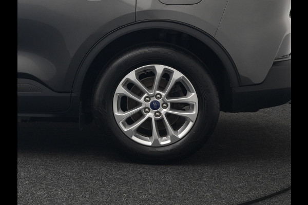 Ford Kuga 2.5 Titanium Plug In Hybrid 225pk Dealer O.H PHEV | Cruise Control | Stoel & Stuurwiel Verwarming | Lane Assist | Camera | Apple Carplay | Navigatie | Keyless | Virtual | DAB |